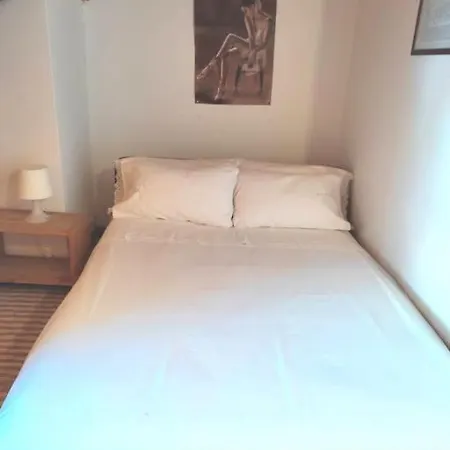 Apartment Cute Attic In The Heart Of Town