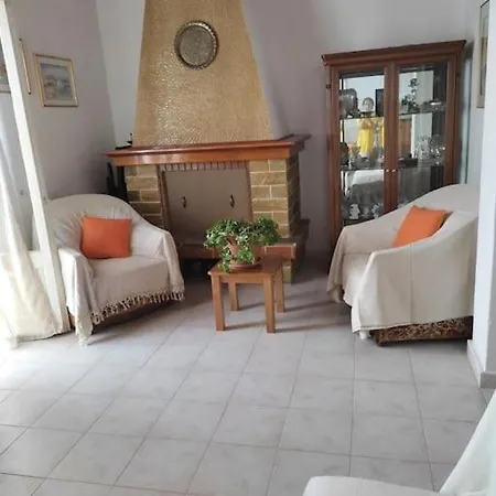 Cute Attic In The Heart Of Town Apartament